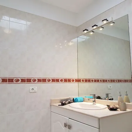 ヴィラ Roque Conde 4 With Private Pool, Large Terrace, Sea-view, Wifi, Bbq, Dishwasher, Garage, Sat-tv *