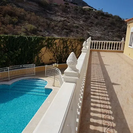 Roque Conde 4 With Private Pool, Large Terrace, Sea-view, Wifi, Bbq, Dishwasher, Garage, Sat-tv 阿德耶