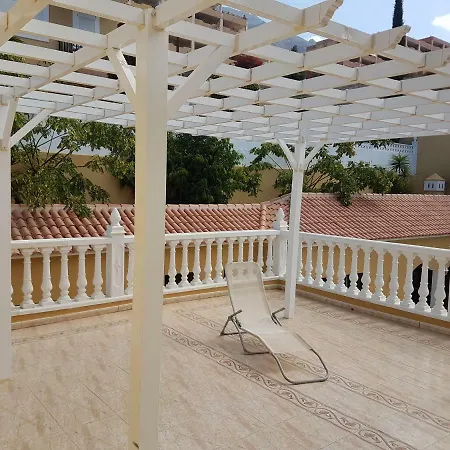 Roque Conde 4 With Private Pool, Large Terrace, Sea-view, Wifi, Bbq, Dishwasher, Garage, Sat-tv Costa Adeje (Tenerife)