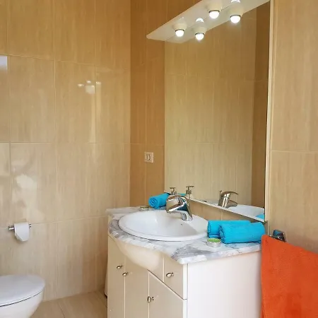 Roque Conde 4 With Private Pool, Large Terrace, Sea-view, Wifi, Bbq, Dishwasher, Garage, Sat-tv *